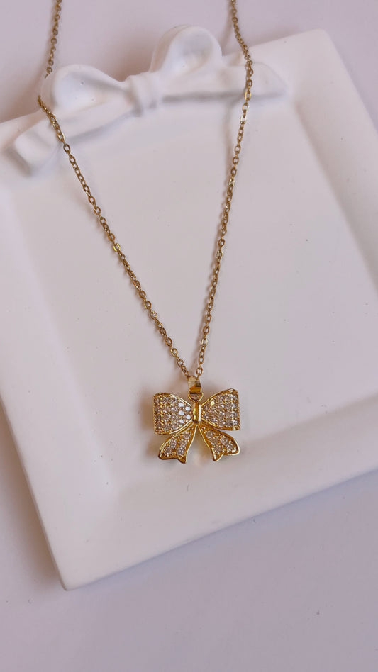 𝐂𝐎𝐋𝐋𝐀𝐑 𝐈𝐑Í𝐀